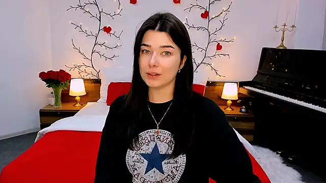  Sun Shy  online show from 10/10/25, 01:21