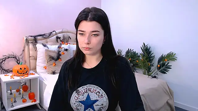  Sun Shy  online show from 11/04/25, 01:21