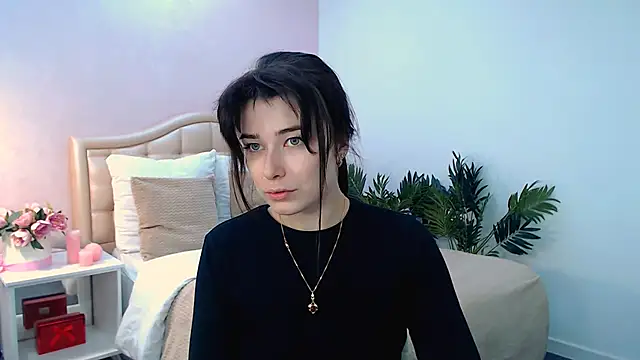  Sun Shy  online show from 11/28/25, 08:11