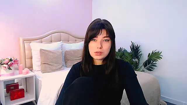  Sun Shy  online show from 11/30/25, 09:24