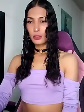 Lanna hott  online show from 04/15/26, 07:58