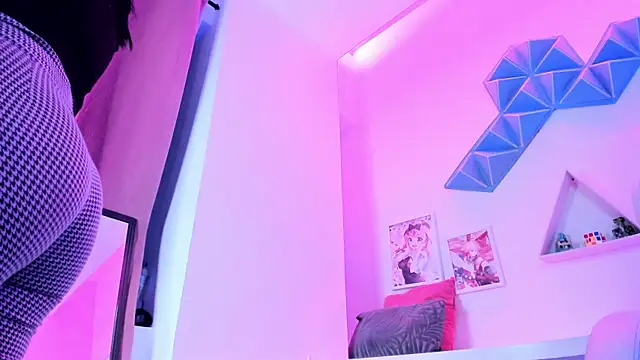 Valkiria ponce online show from 12/23/25, 05:16