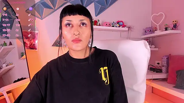 Valkiria ponce online show from 07/14/26, 05:23