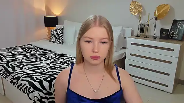 shy  lady online show from 02/22/25, 06:19