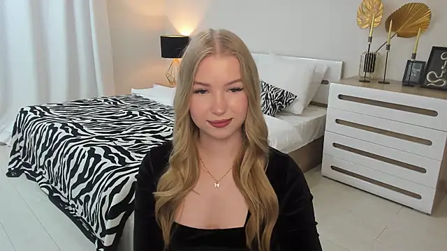 shy  lady online show from 06/14/26, 02:30