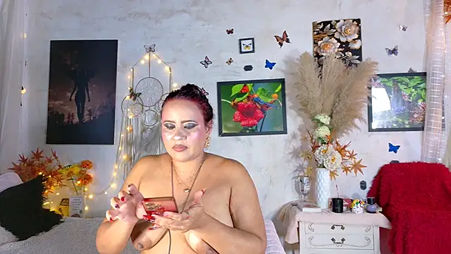 Kyara Queen online show from 05/21/26, 06:48