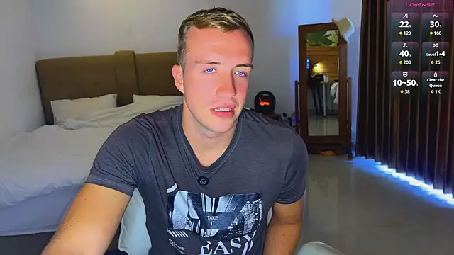 tommy cumfinger online show from 04/19/26, 12:00