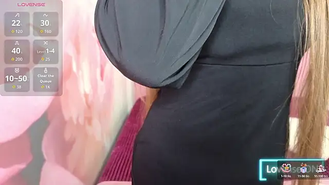 AriaGray online show from 11/03/25, 02:29