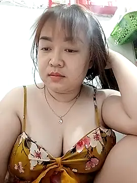 VyOanh2K online show from 02/11/25, 07:02