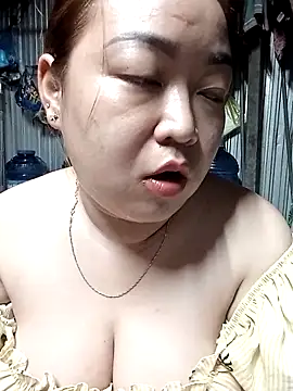 VyOanh2K online show from 11/03/25, 03:46