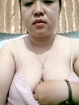 VyOanh2K online show from 12/03/25, 03:32