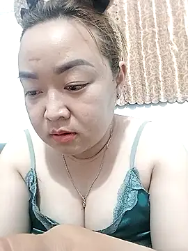 VyOanh2K online show from 12/05/25, 03:30