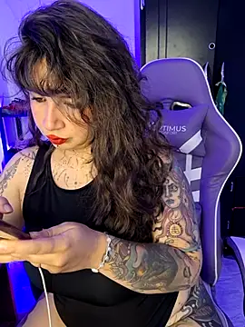 Aria Bennett21 online show from 09/28/25, 02:17