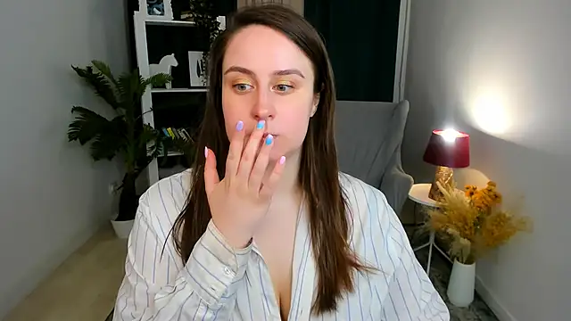 Lattea online show from 04/10/26, 12:21