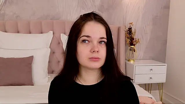 DeniseReese online show from 10/21/25, 02:23