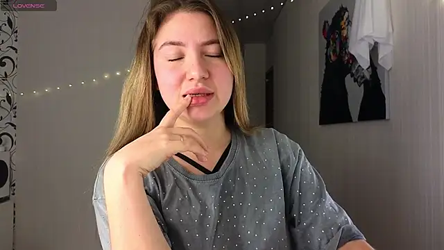 Yassyaaa online show from 01/05/25, 02:17