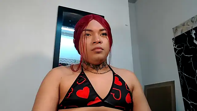 Snapshot of KristalTsXXX chatting on 05/08/26, 02:33 KristalTsXXX online show from 05/08/26, 02:33