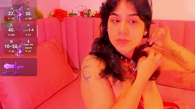 zyle boobs online show from 10/28/25, 12:41