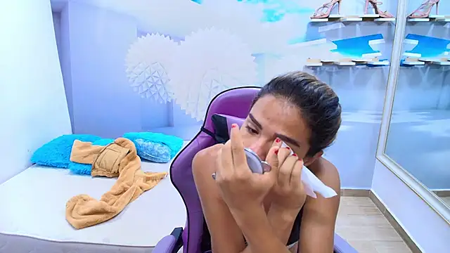 DEMI LEED online show from 04/08/26, 11:54