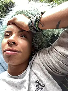 sammoura01 online show from 09/26/25, 03:27