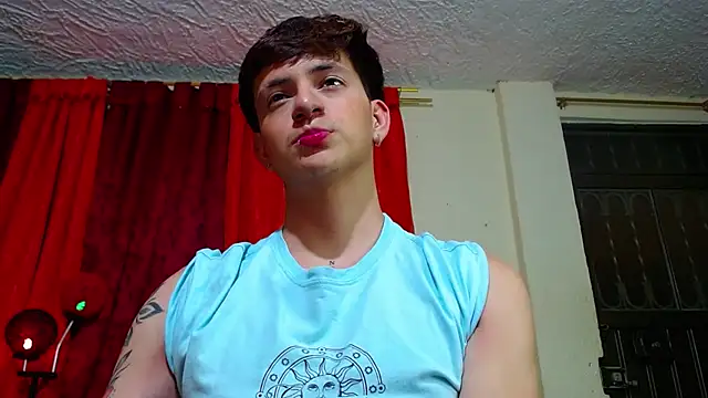 GabyThoms online show from 01/05/25, 08:54