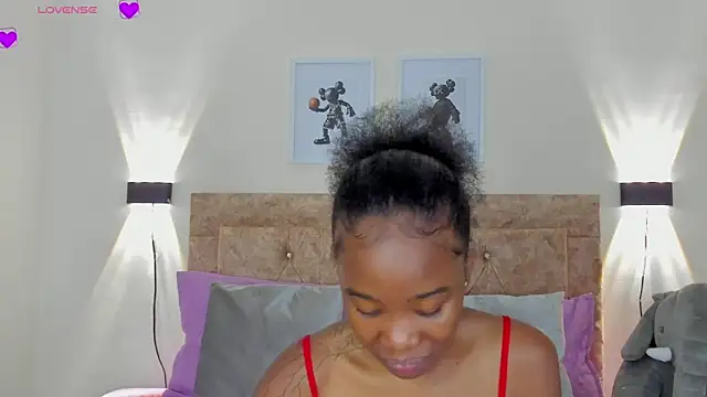 Rihana hot01 online show from 04/02/26, 12:14