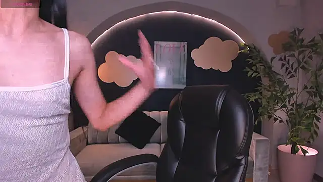 HannahJamesX online show from 01/11/25, 06:54