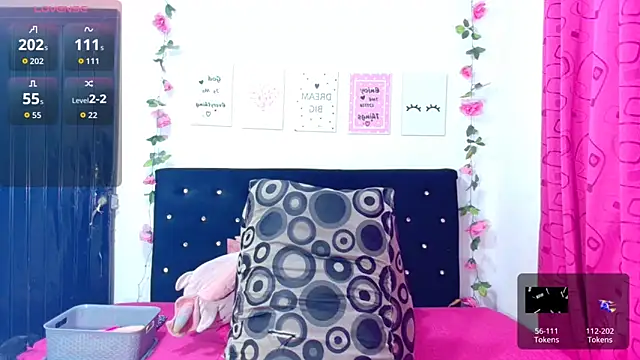 CiaraEbony online show from 10/21/25, 12:22