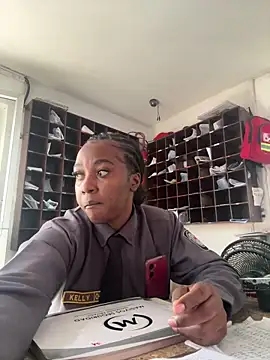 CiaraEbony online show from 04/18/26, 07:58