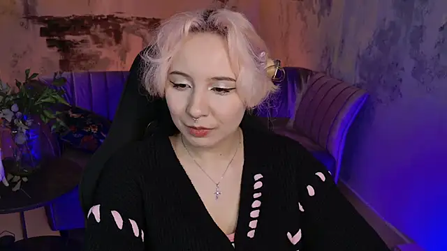 JasmineMilko online show from 02/11/25, 08:15