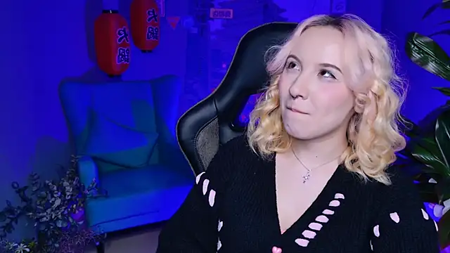 JasmineMilko online show from 03/04/25, 08:13