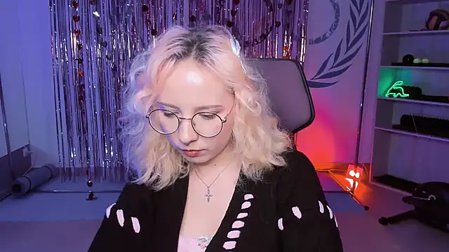 JasmineMilko online show from 03/12/25, 12:36