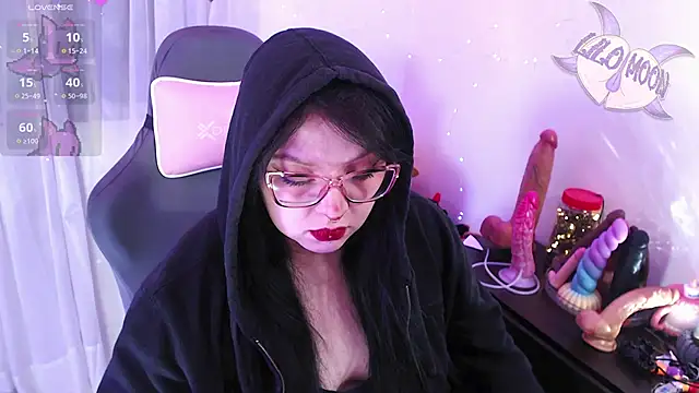 LiloMoon69 online show from 04/22/26, 02:14