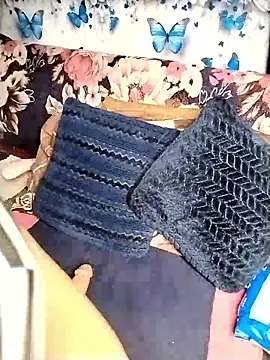 sexylaya2 online show from 04/07/26, 05:35