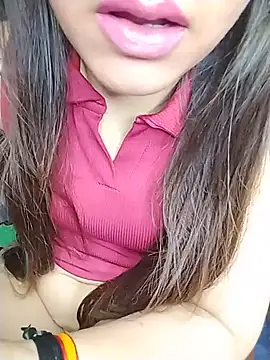 Snapshot of sexylaya2 chatting on 06/24/26, 02:32 sexylaya2 online show from 06/24/26, 02:32