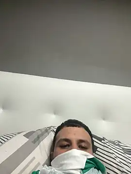 Snapshot of yayaya55598 chatting on 12/06/24, 05:33 yayaya55598 online show from 12/06/24, 05:33