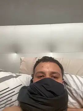 Snapshot of yayaya55598 chatting on 01/05/25, 08:42 yayaya55598 online show from 01/05/25, 08:42