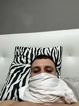 Snapshot of yayaya55598 chatting on 02/22/25, 10:31 yayaya55598 online show from 02/22/25, 10:31