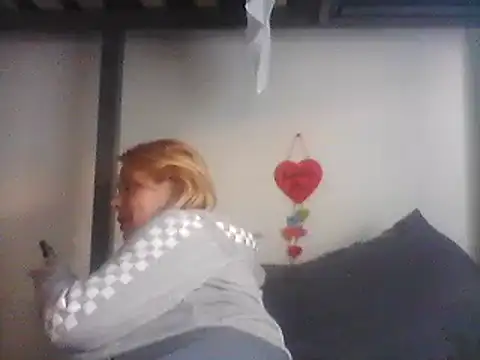 burrkitty online show from 12/06/24, 08:40