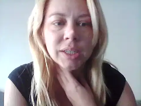 burrkitty online show from 12/09/24, 08:44