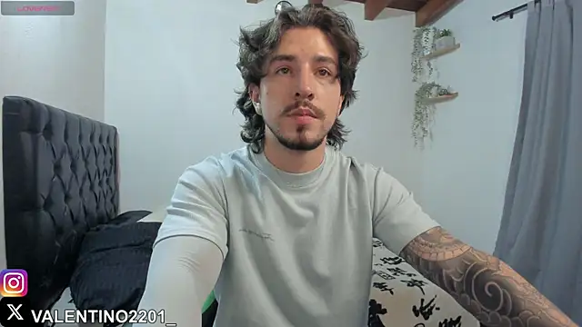 Valentino Xander online show from 10/13/25, 11:49