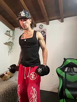 Valentino Xander online show from 02/05/26, 04:28