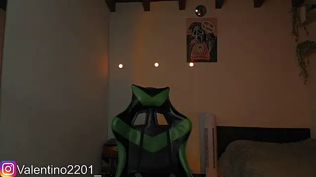 Valentino Xander online show from 03/15/26, 03:01