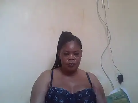 Snapshot of ANALQUEEN4 chatting on 07/20/26, 12:18 ANALQUEEN4 online show from 07/20/26, 12:18
