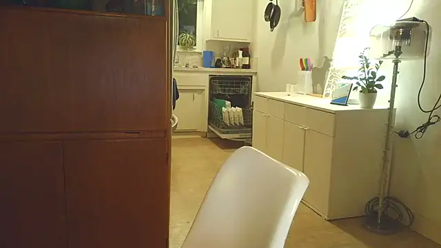 costanza7070 online show from 02/06/26, 05:12