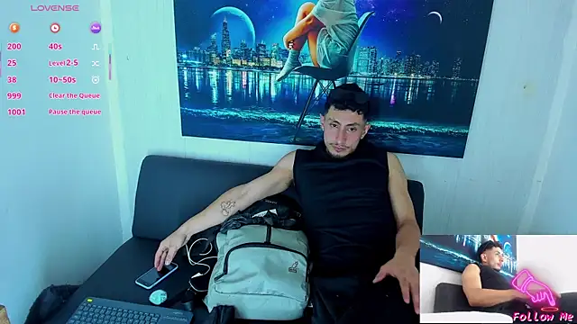 Piggy Eddy online show from 10/10/25, 09:14