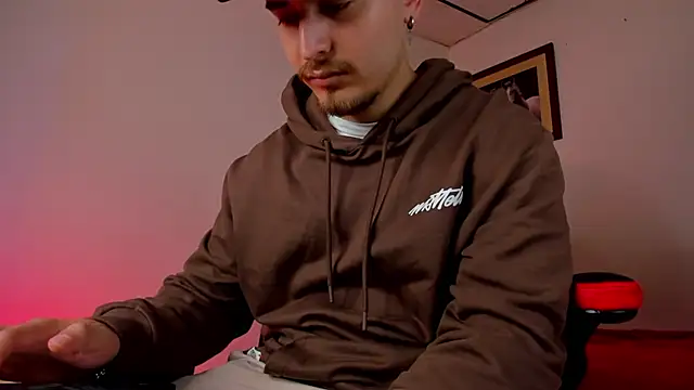 james connor2 online show from 02/15/25, 07:28