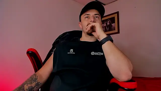 james connor2 online show from 02/18/25, 07:19