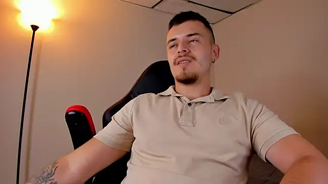 james connor2 online show from 03/18/25, 07:10