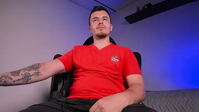 james connor2 online show from 04/18/26, 07:58